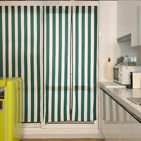 Gangnam 23, 3 Minutes Walk From Sinnonhyeon Station, Airport Bus, 1St Floor, Emotional Accommodation, Sleeps 5, Netflix, Wifi Seoul Exterior photo