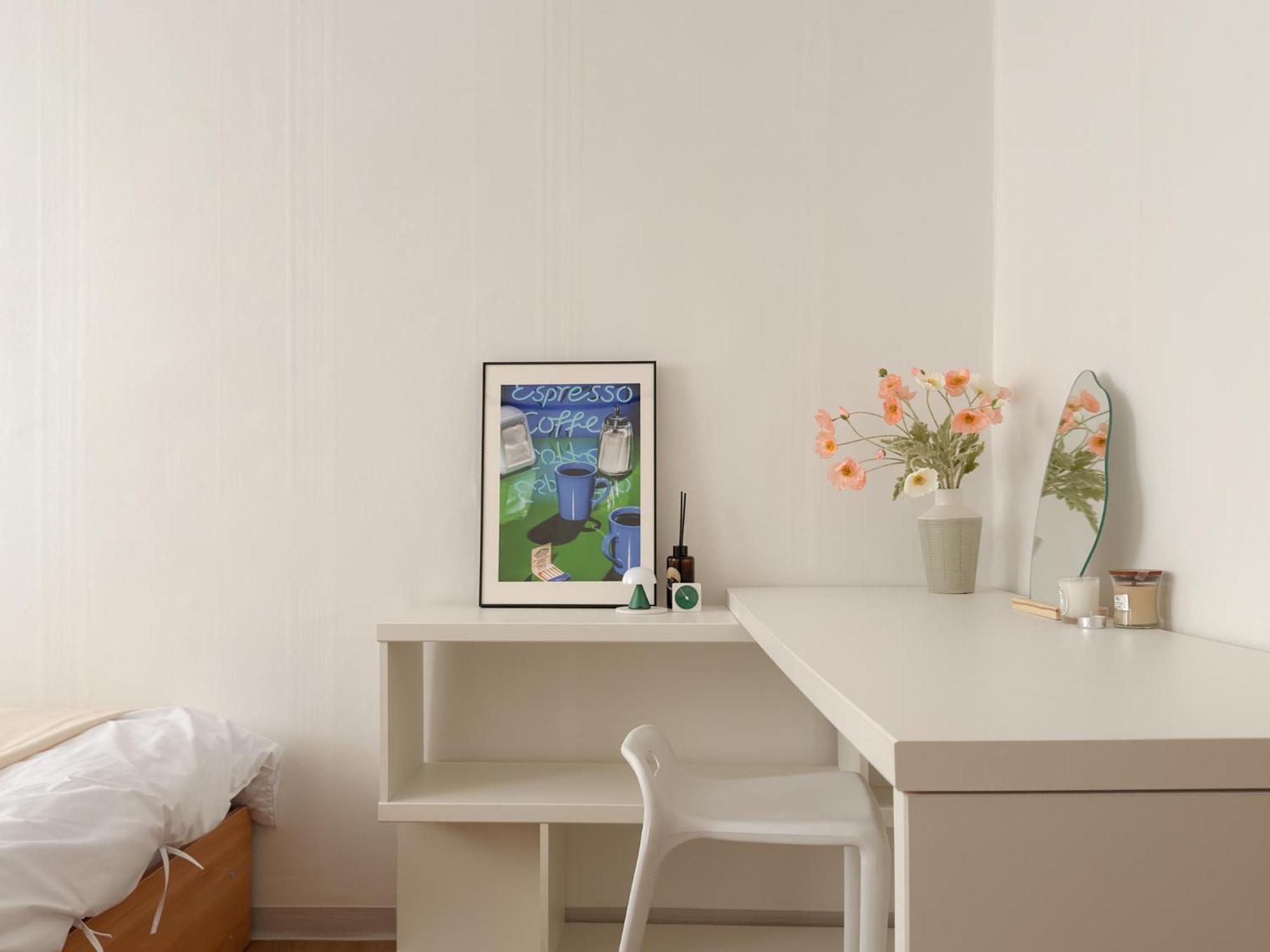 Gangnam 23, 3 Minutes Walk From Sinnonhyeon Station, Airport Bus, 1st Floor, Emotional Accommodation, Sleeps 5, Netflix, Wifi *